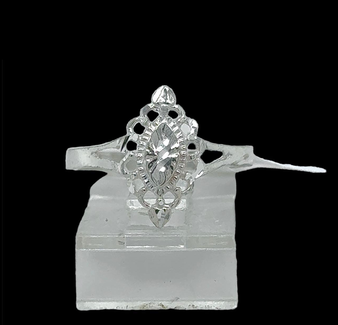 Silver Ladie Ring