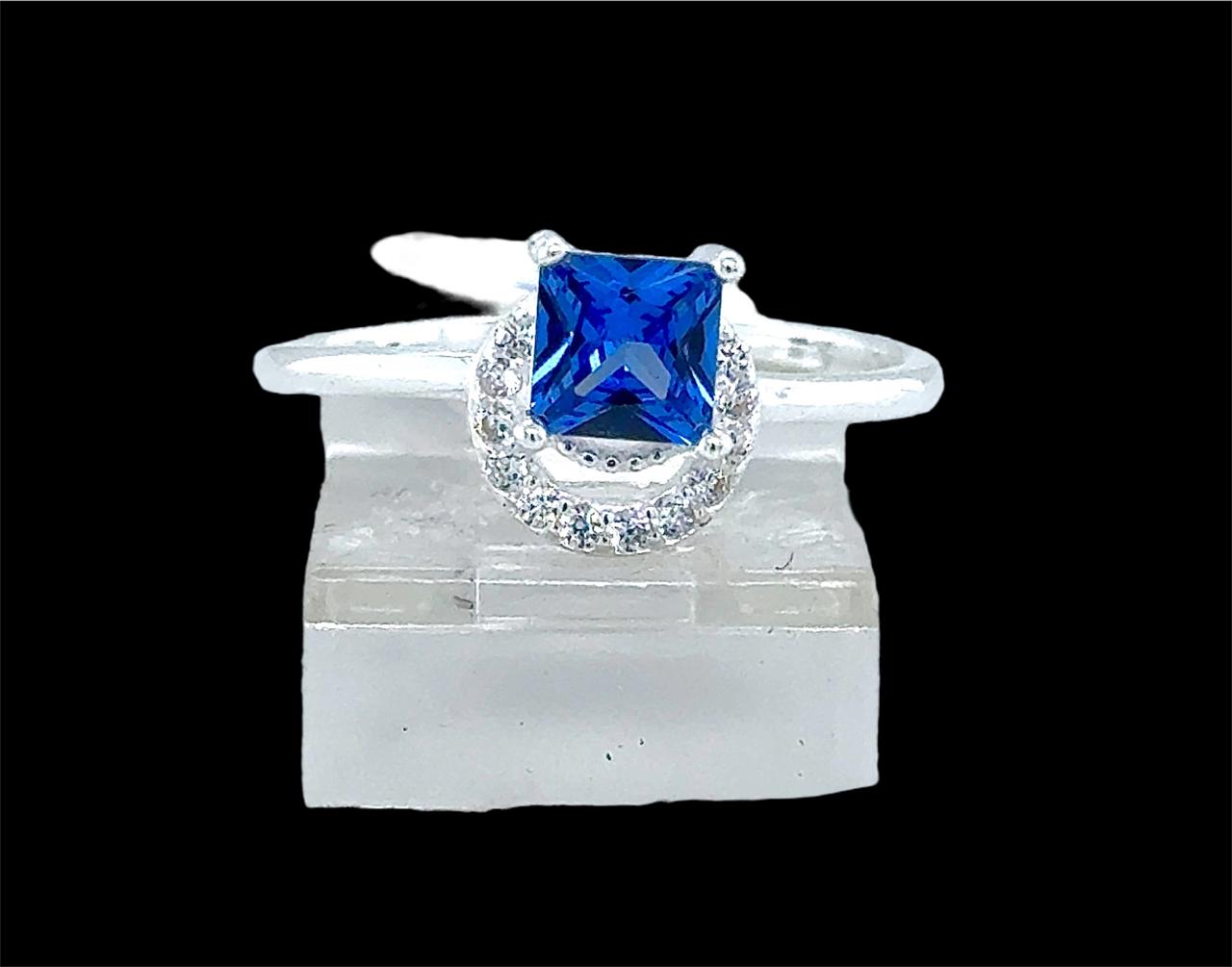 Silver Ladie Ring