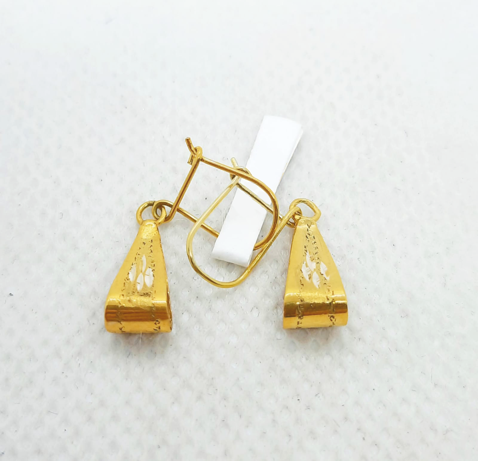 Gold Hanging Earring