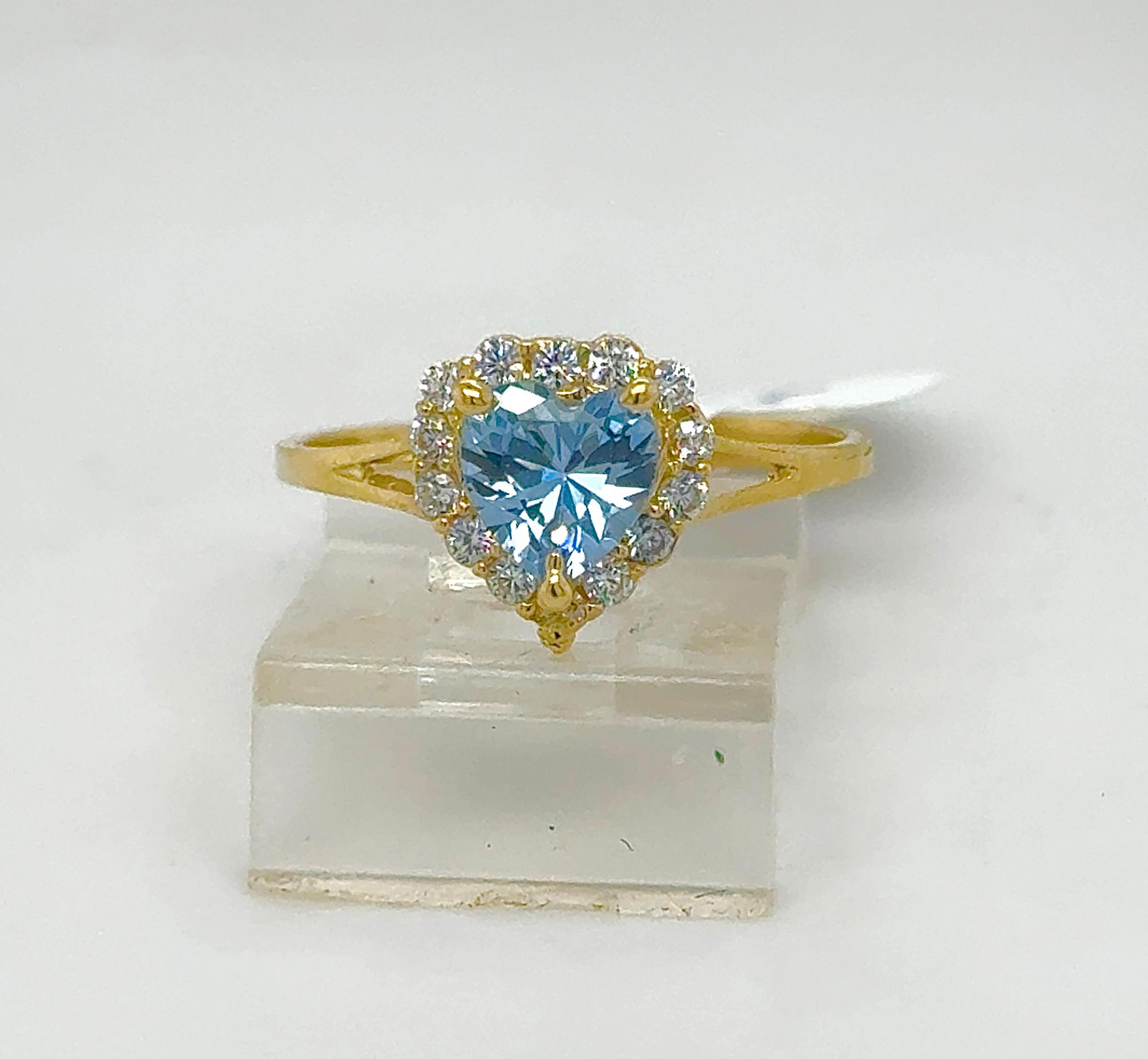 Gold Ladie Ring