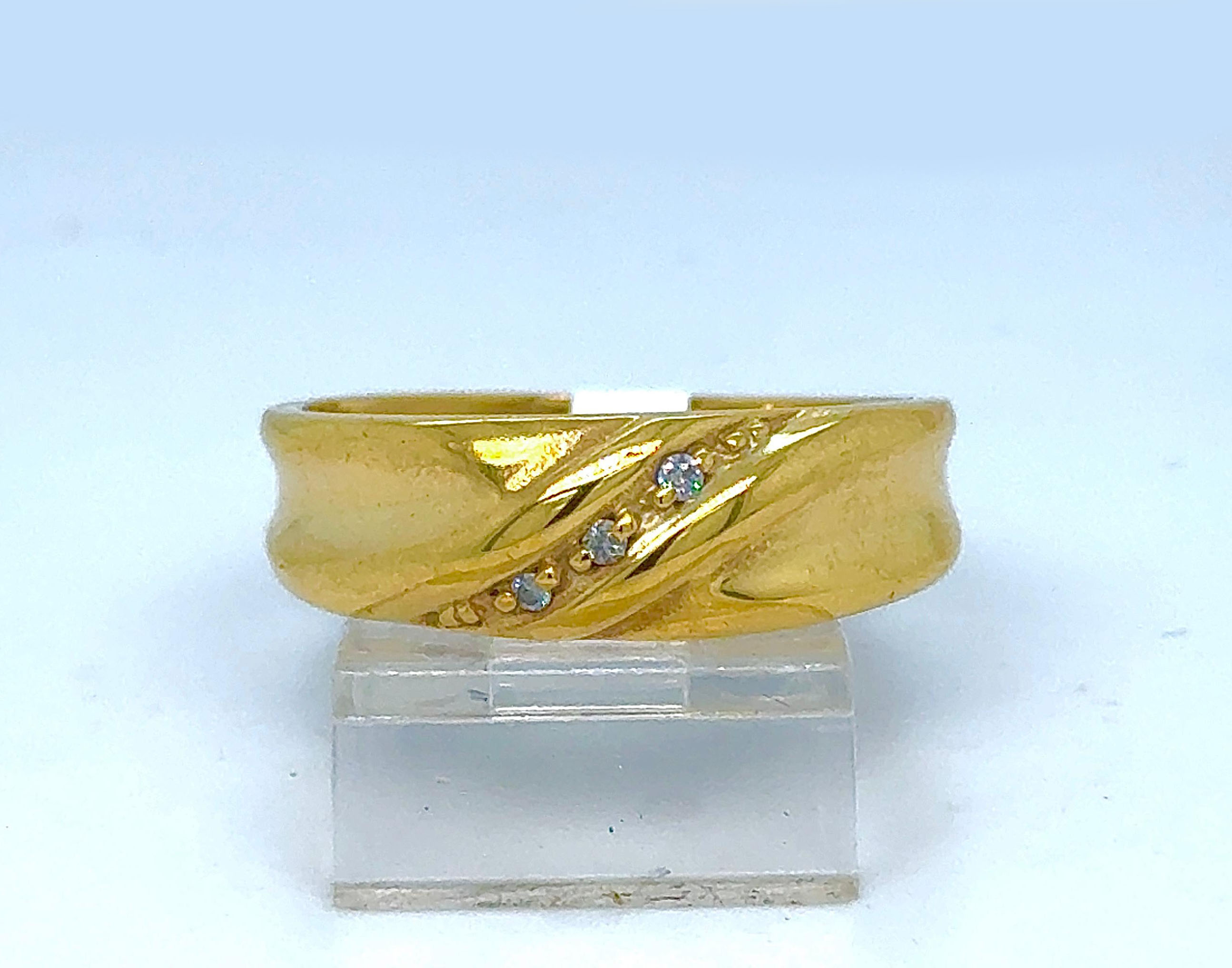 Gold Gent Wedding Ring