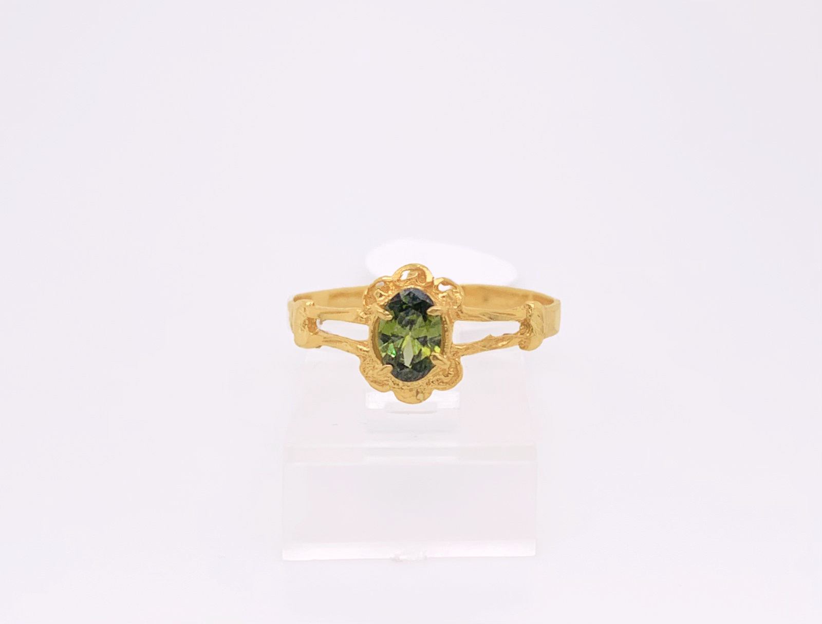 Gold Ladie Ring