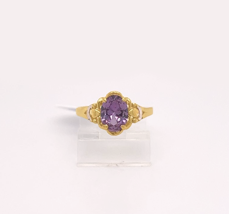 Gold Ladie Ring