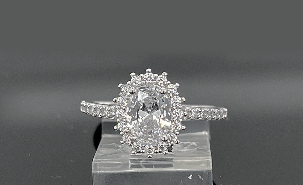 Silver Ladie Ring