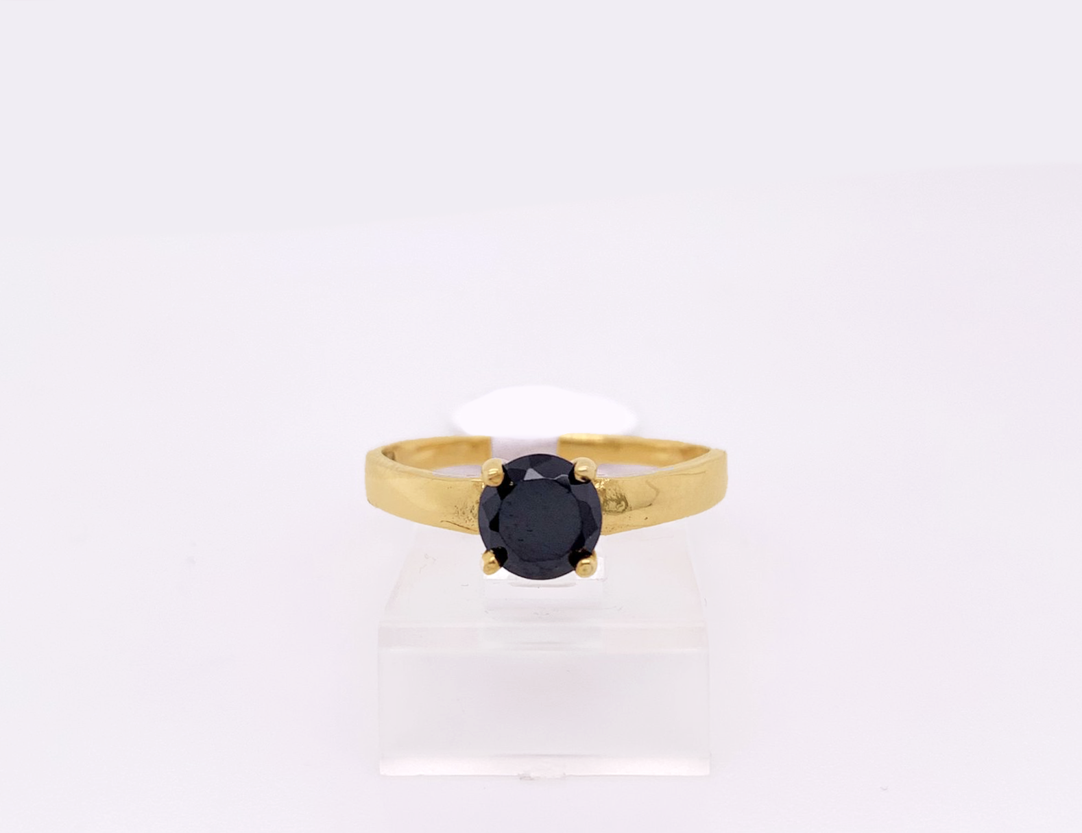 Gold Ladie Ring