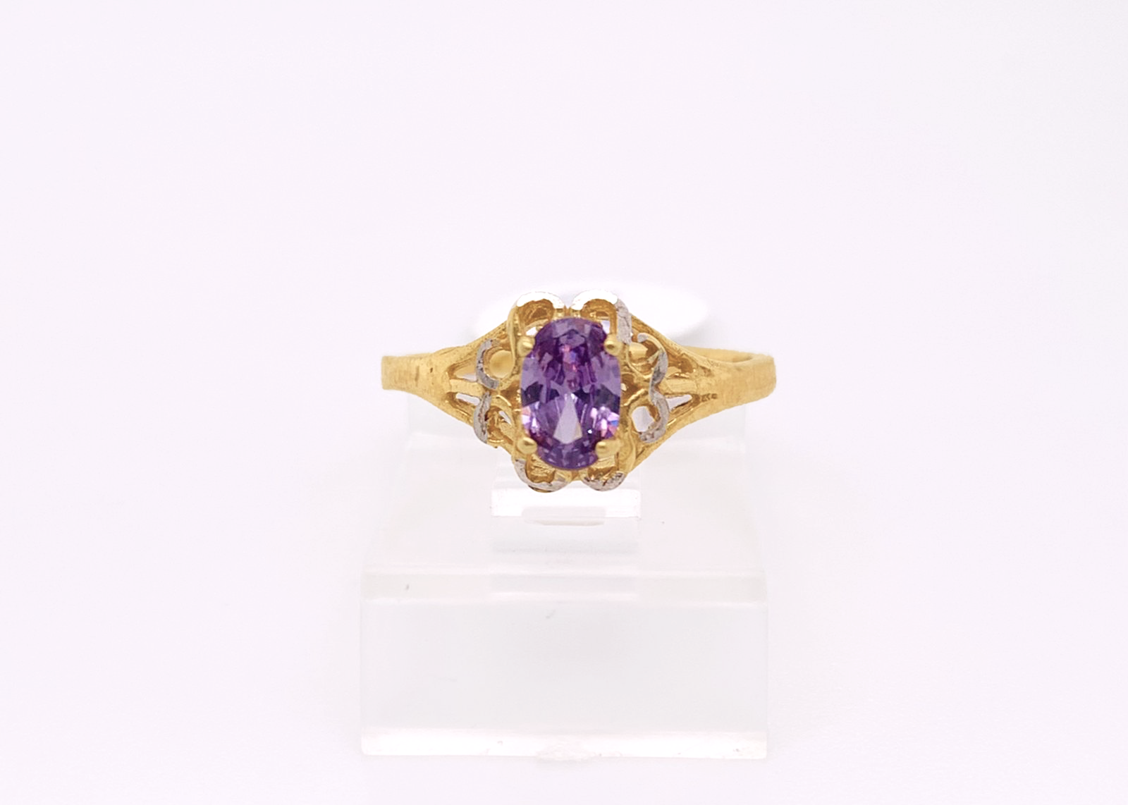 Gold Ladie Ring
