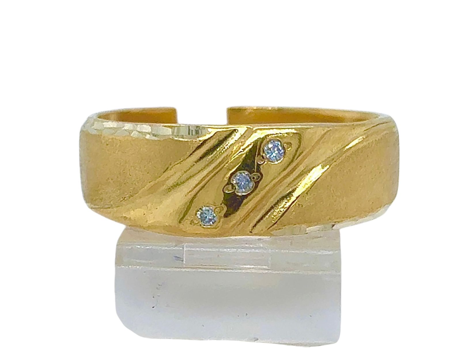 Gold Gent Wedding Ring