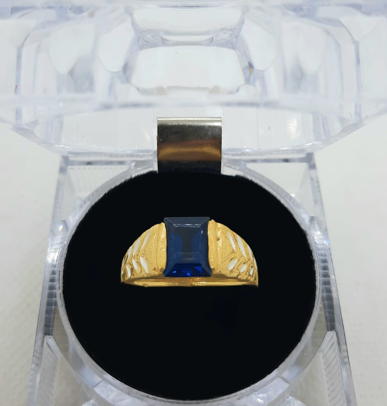 Gold Gent Ring