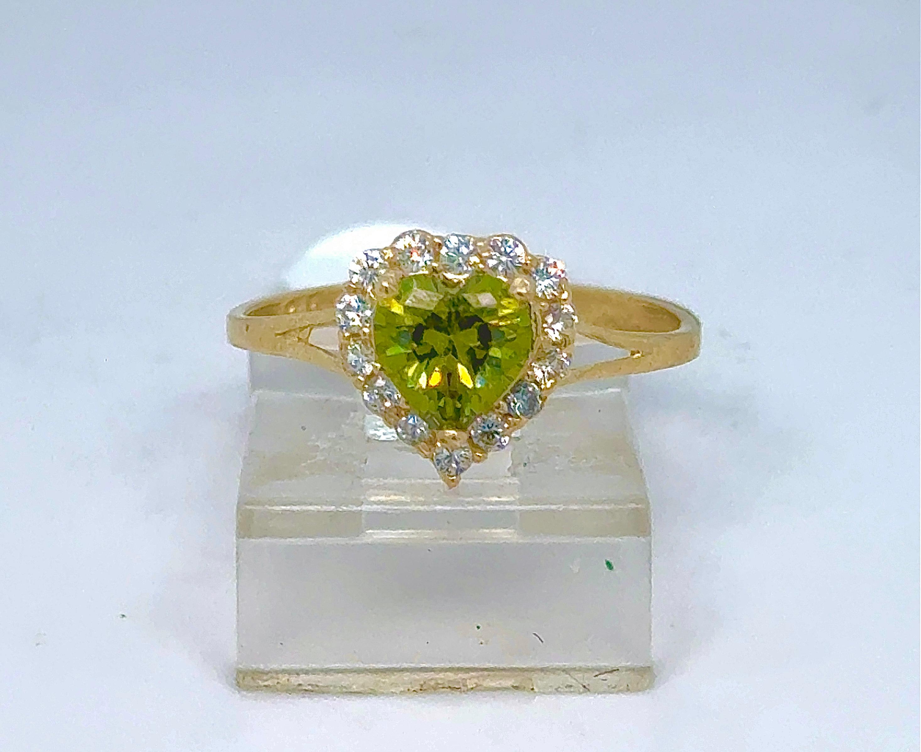 Gold Ladie Ring