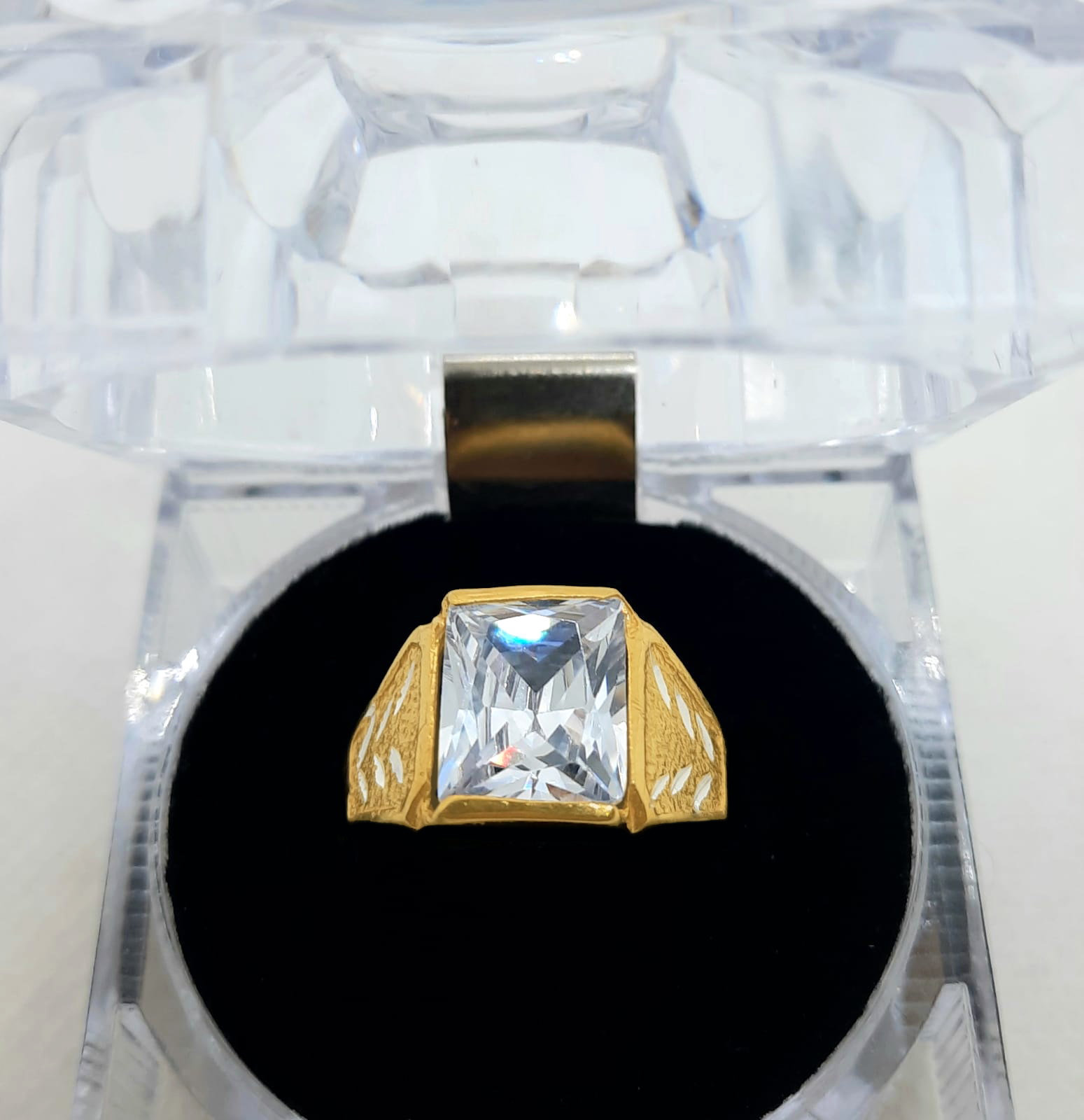 Gold Gent Ring