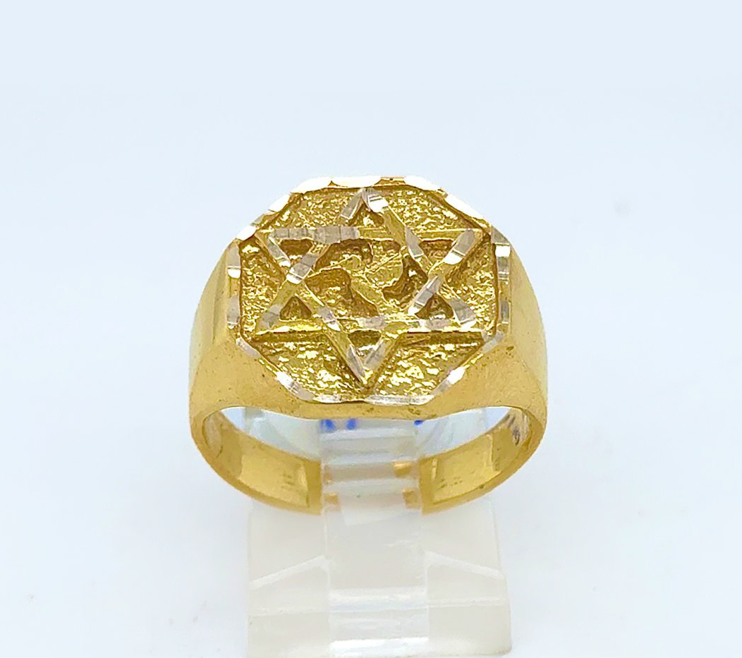 Gold Gent Ring