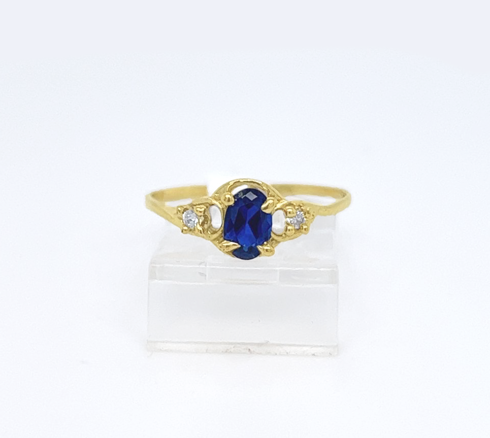 Gold Ladie Ring