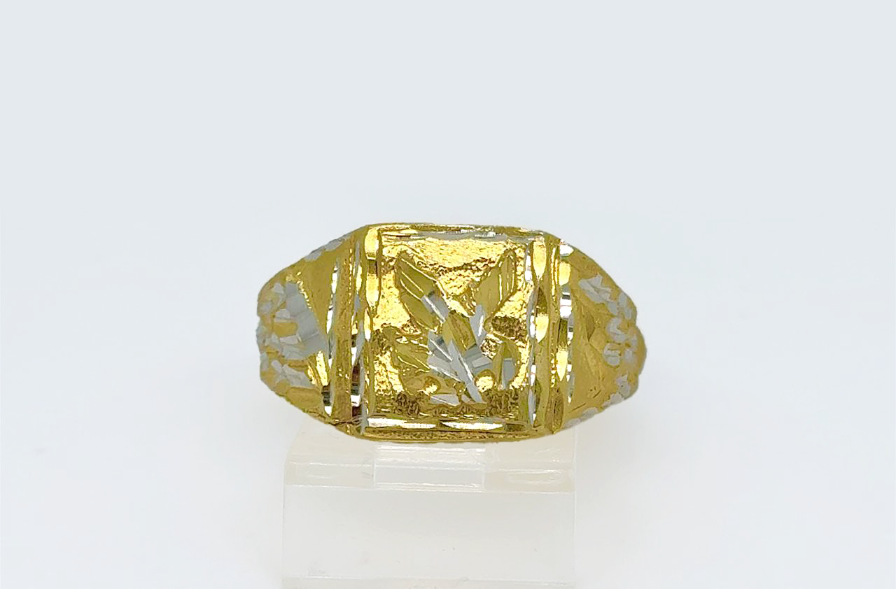 Gold Gent Ring