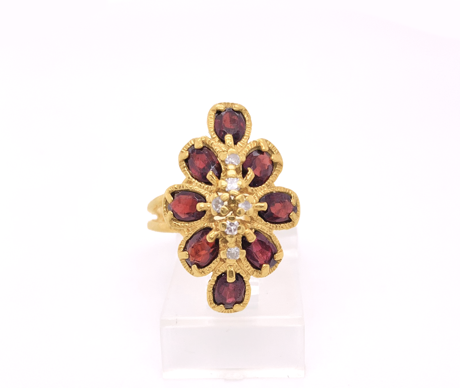 Gold Ladie Ring