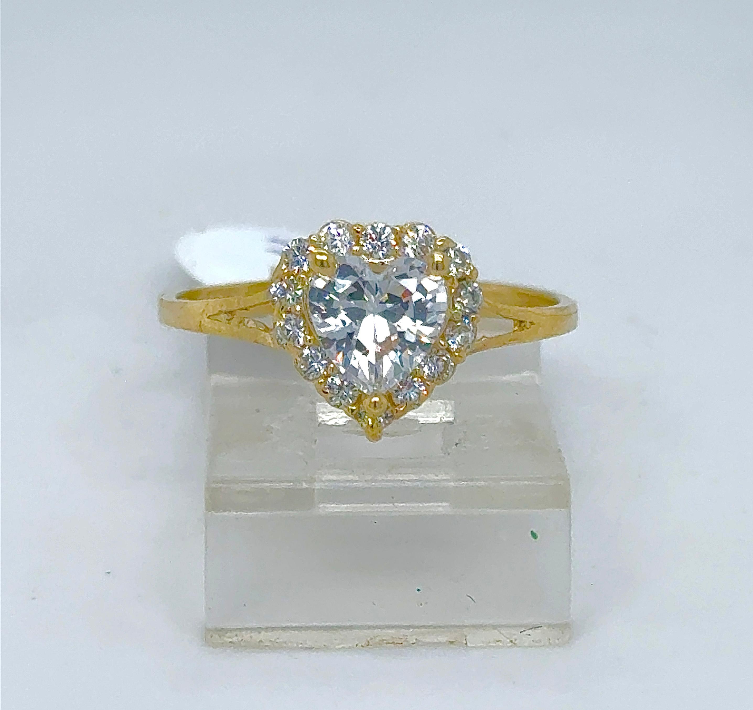 Gold Ladie Ring