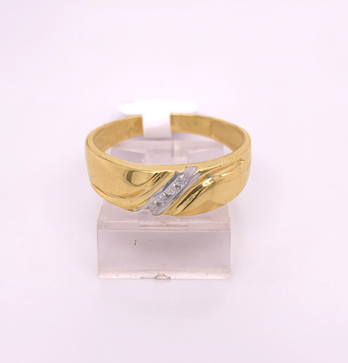 Gold Gent Wedding Ring