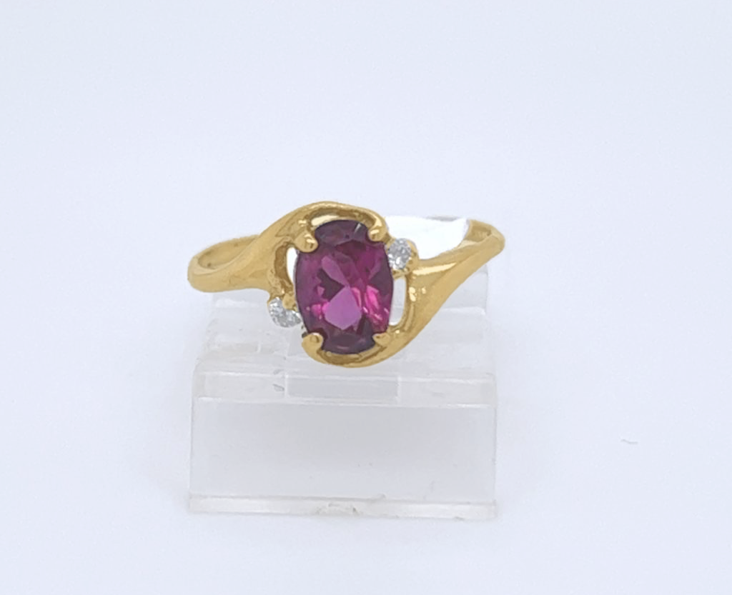 Gold Ladie Ring