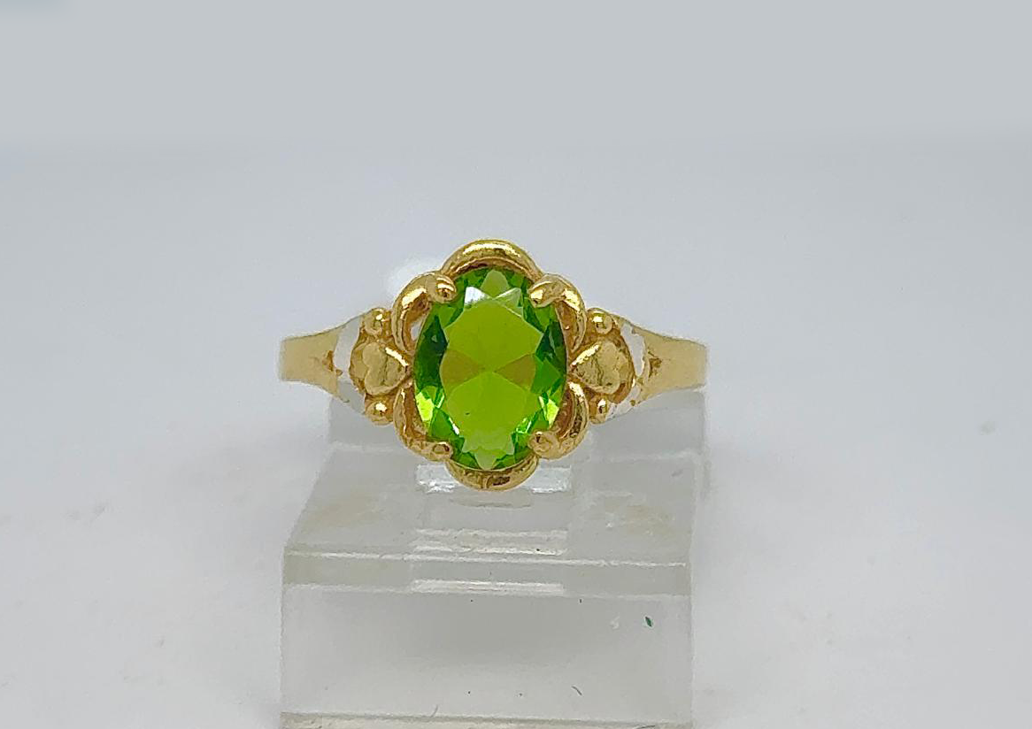 Gold Ladie Ring