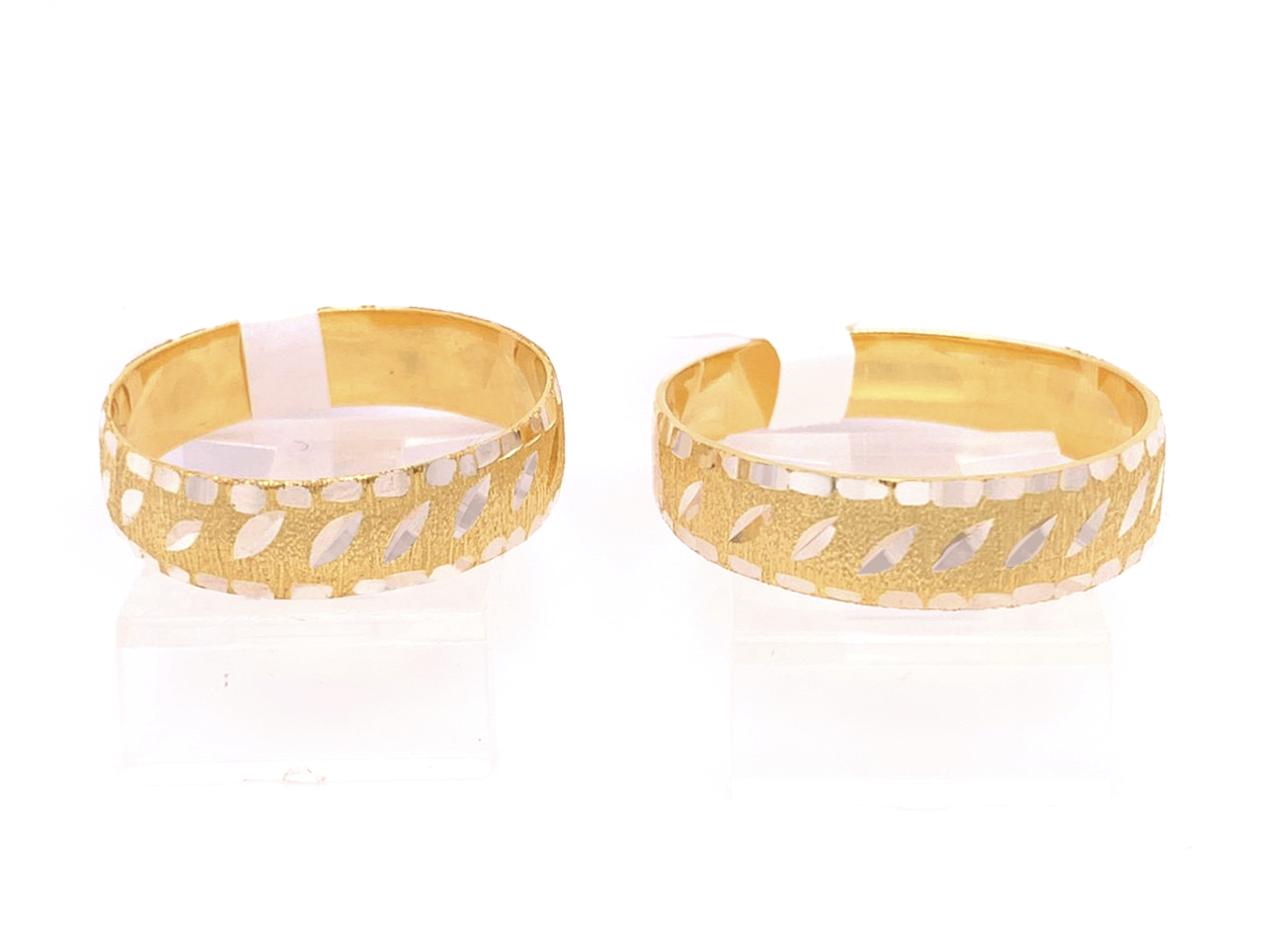 Gold His and Her Wedding Set