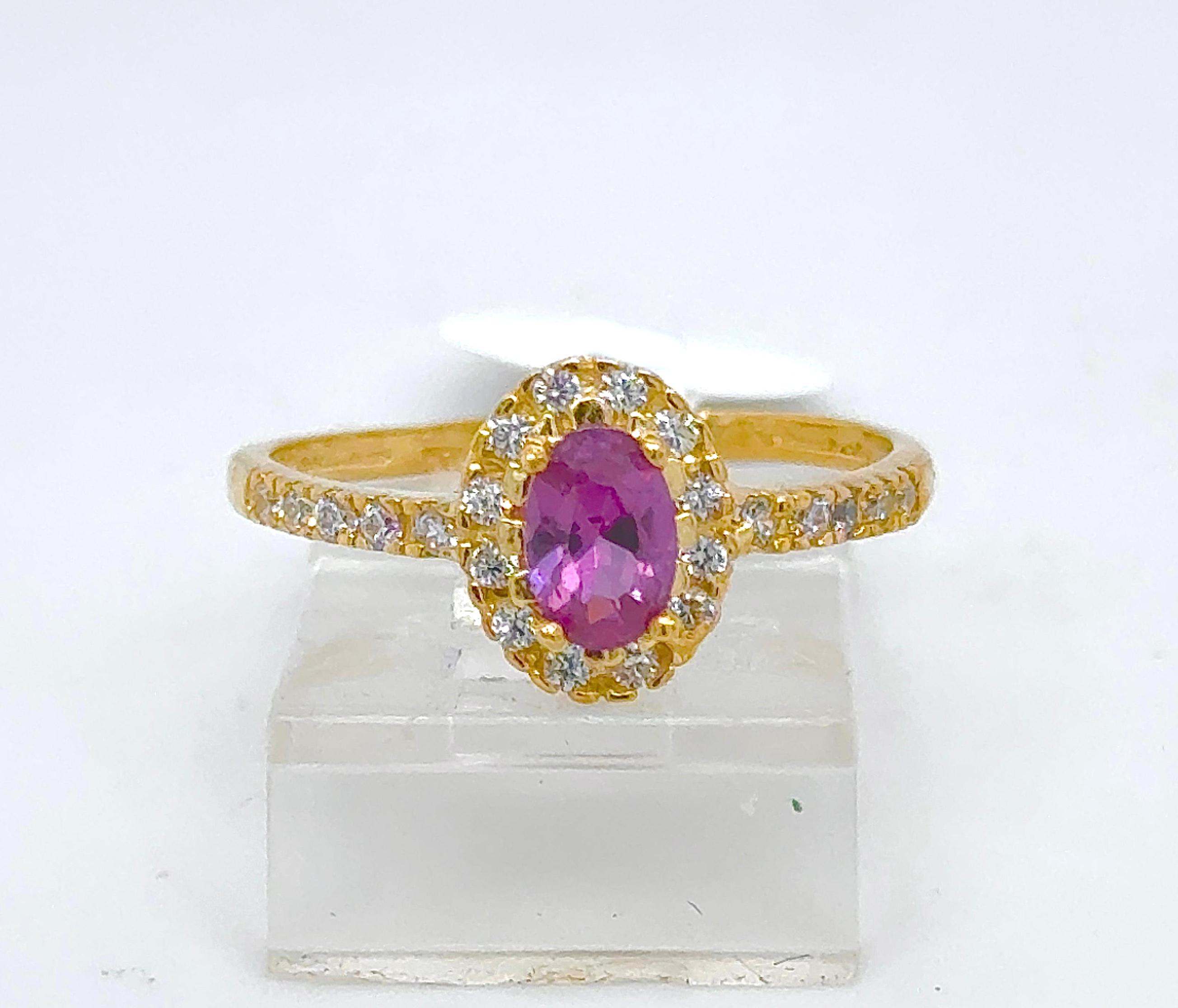 Gold Ladie Ring