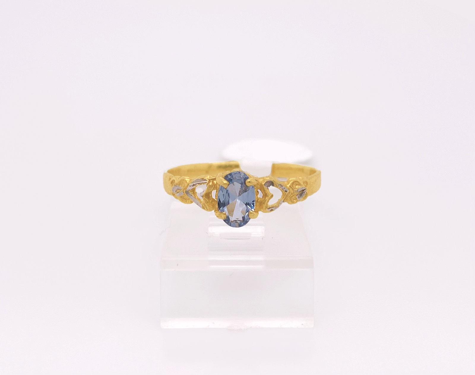 Gold Ladie Ring