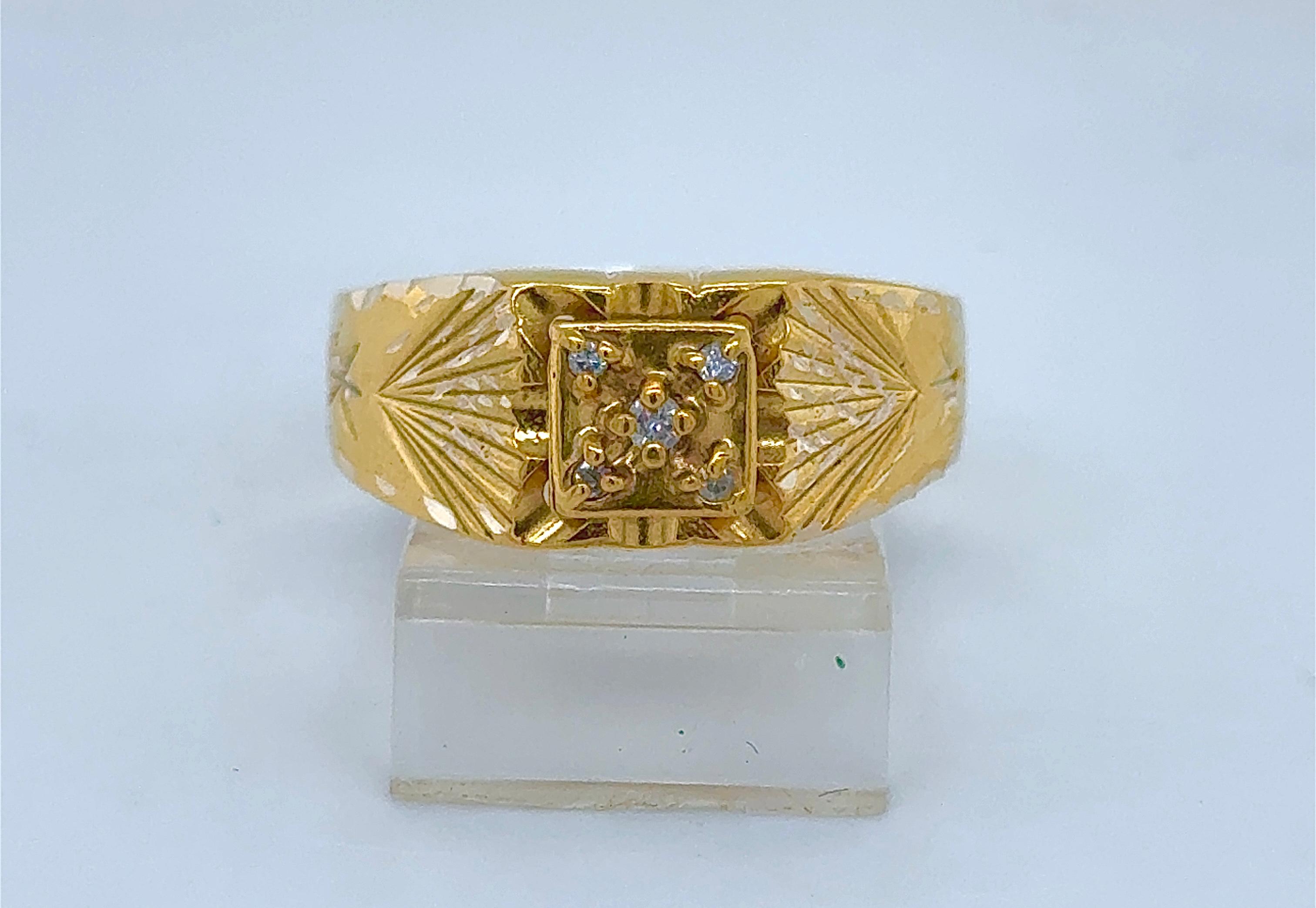 Gold Gent Wedding Ring