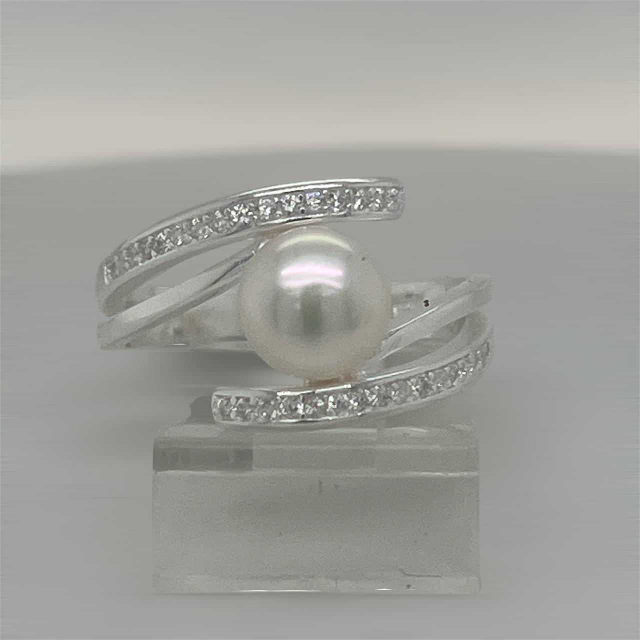 Silver Ladie Ring