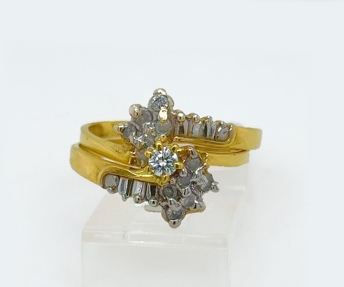 2PC Gold Wedding Ring