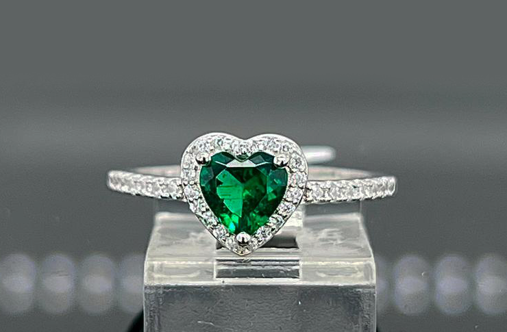 Silver Ladie Ring