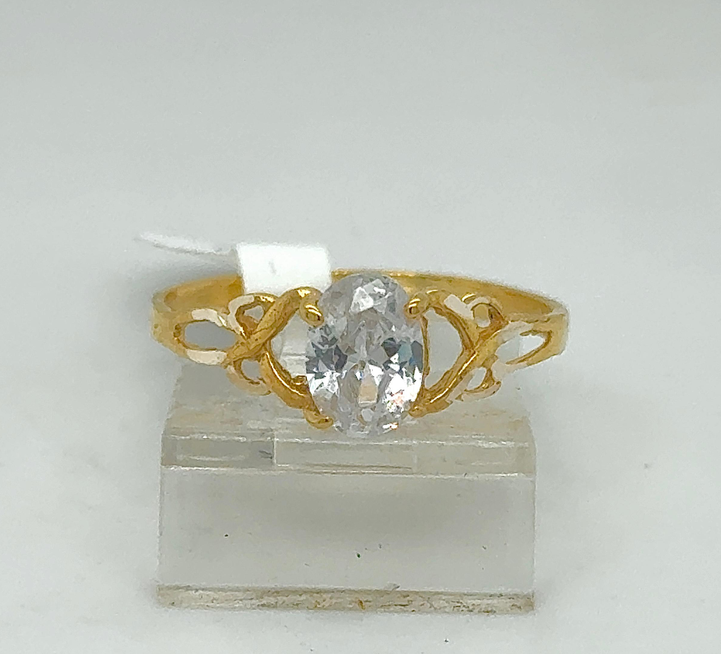 Gold Ladie Ring