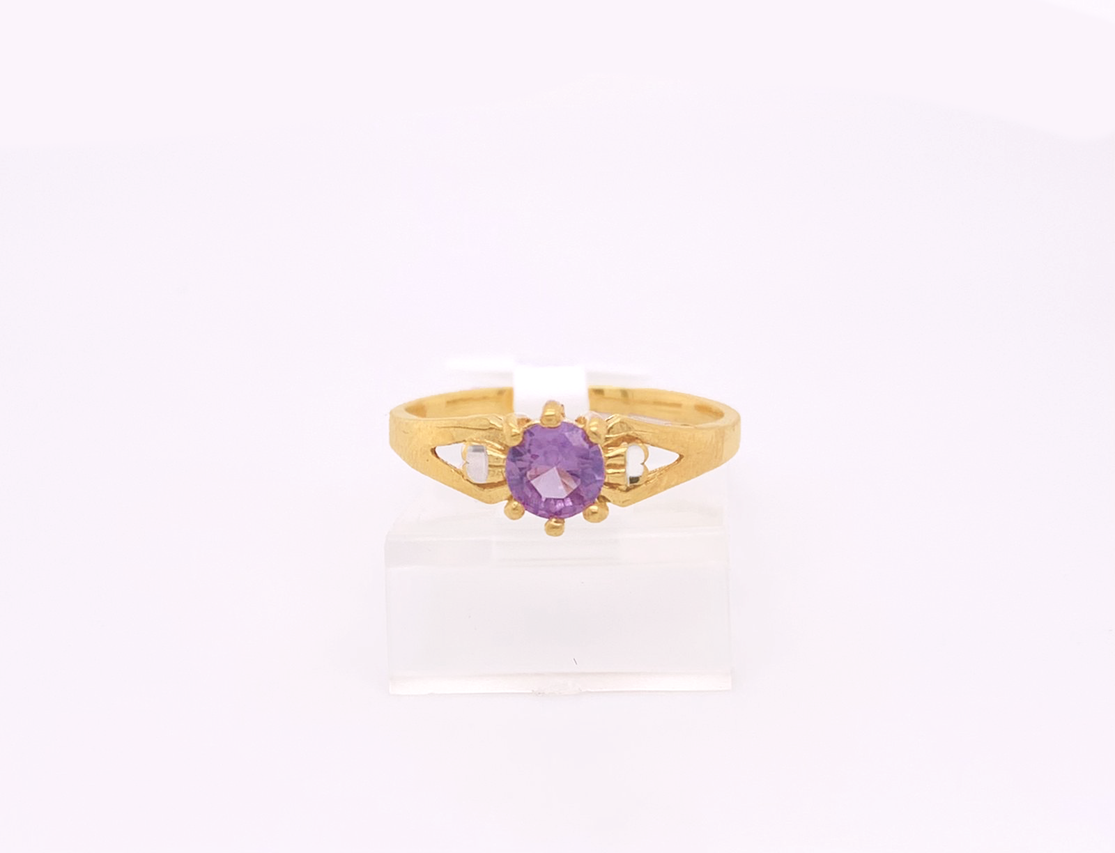Gold Ladie Ring