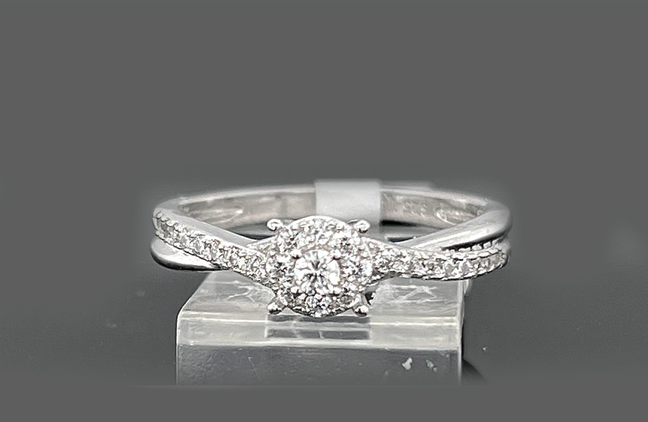 Silver Ladie Ring