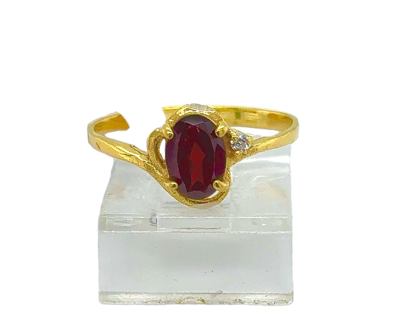 Gold Ladie Ring