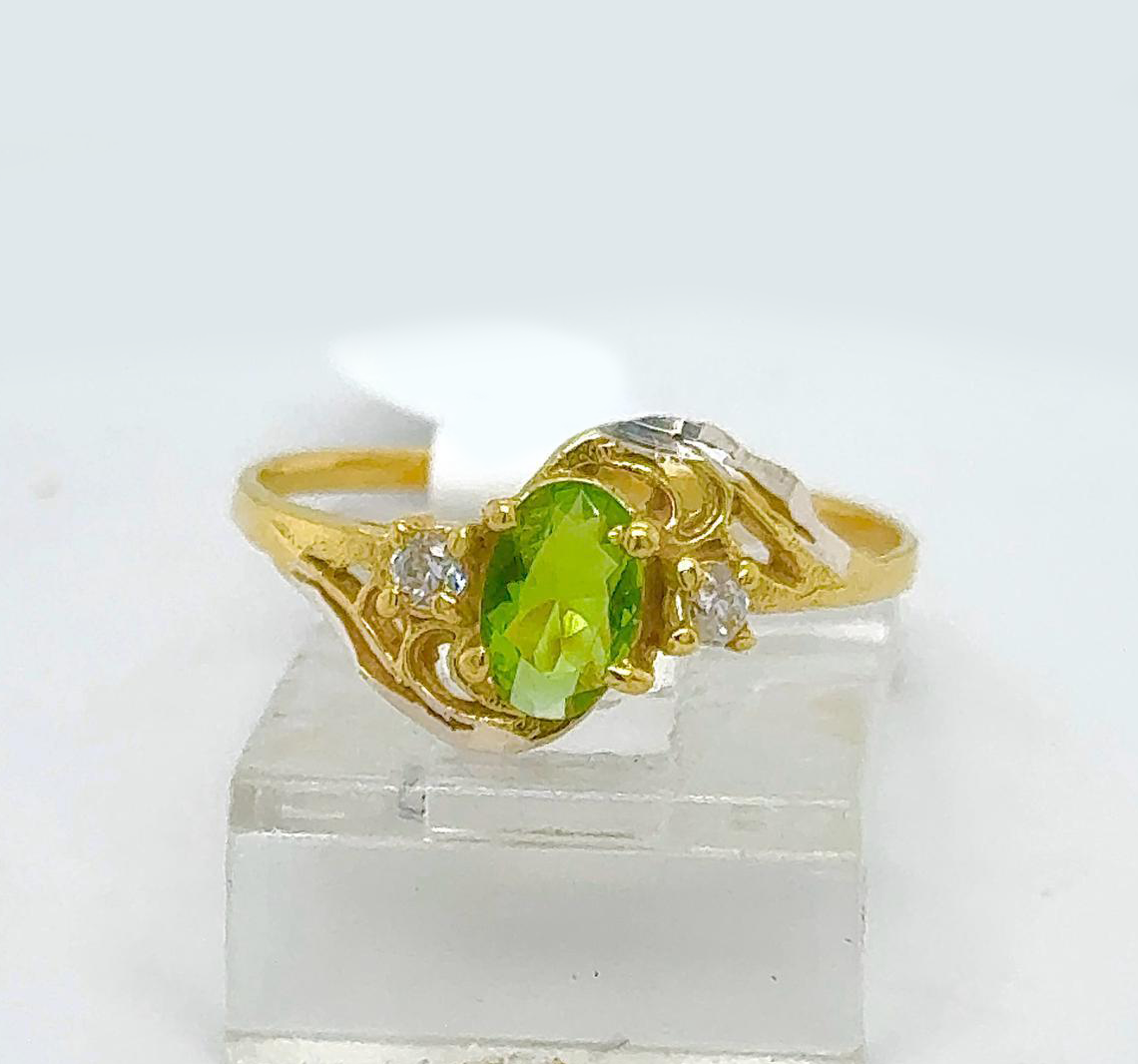 Gold Ladie Ring