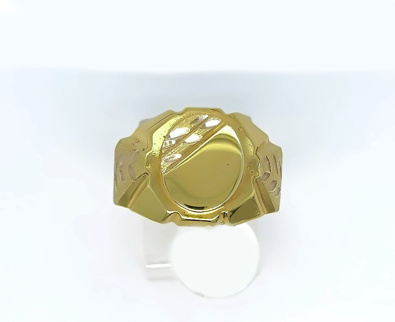 Gold Gent Ring