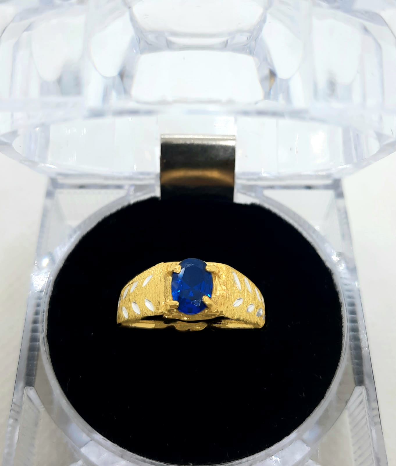 Gold Gent Ring