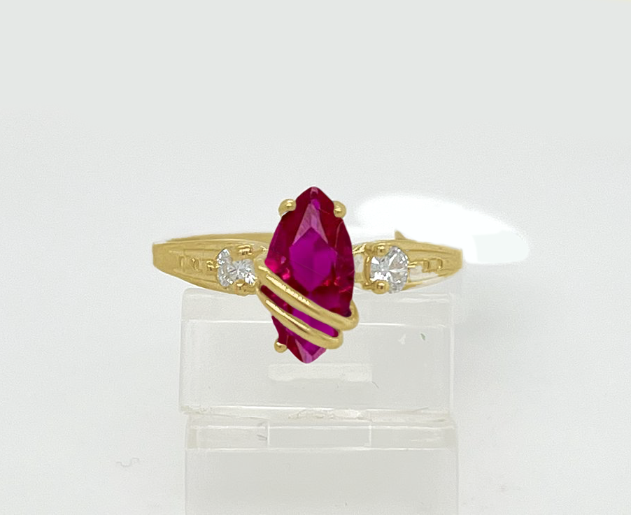 Gold Ladie Ring