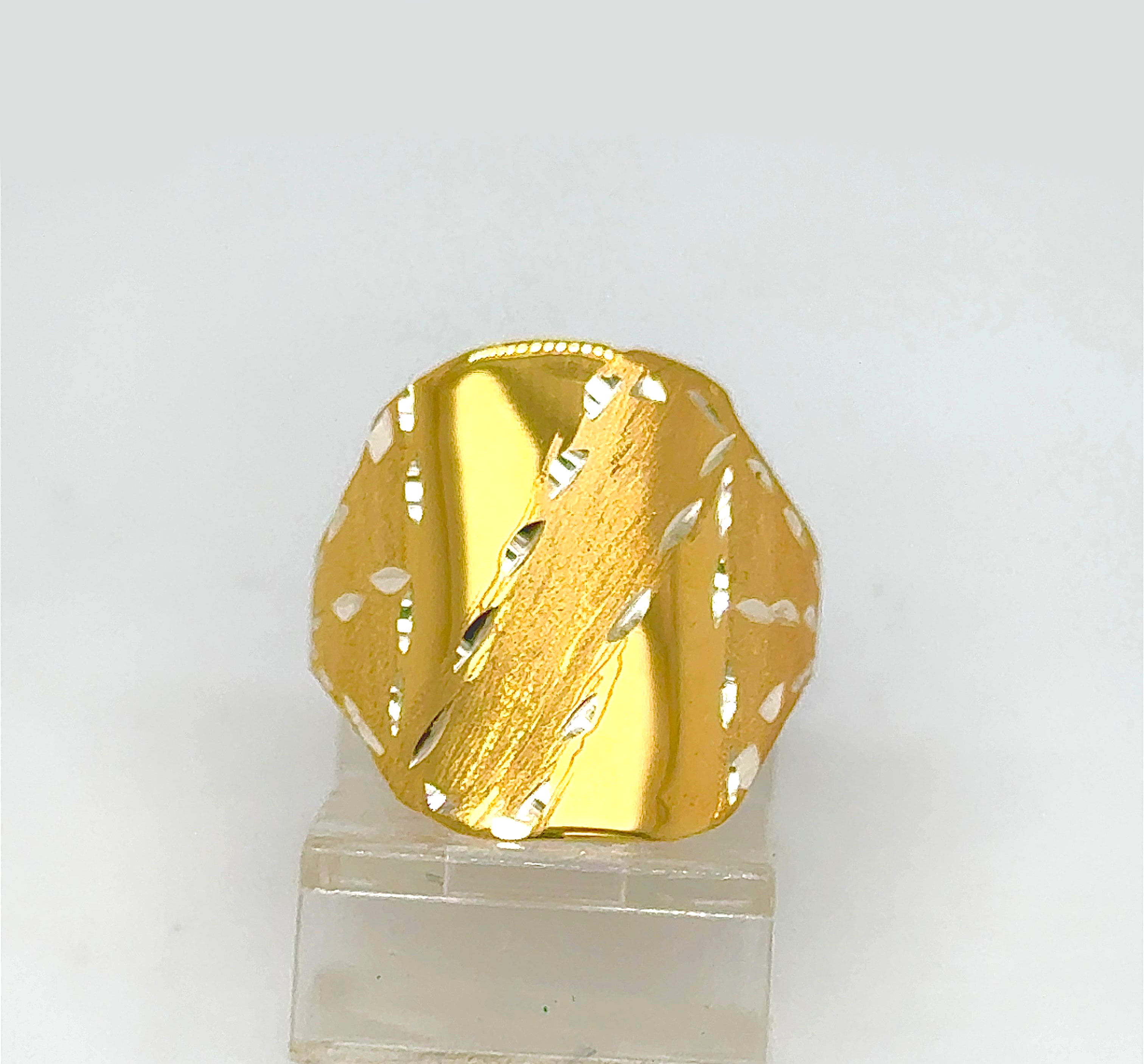 Gold Gent Ring