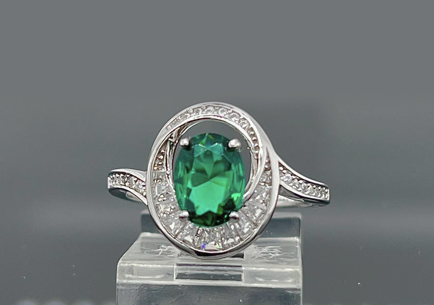 Silver Ladie Ring