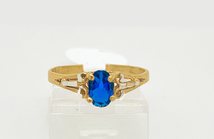 Gold Ladie Ring