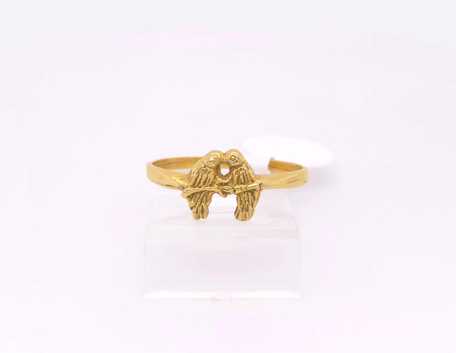 Gold Ladie Ring
