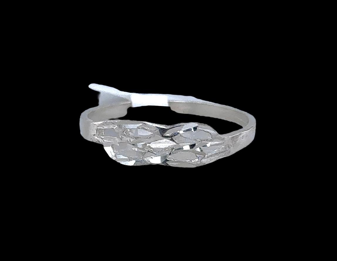 Silver Ladie Ring