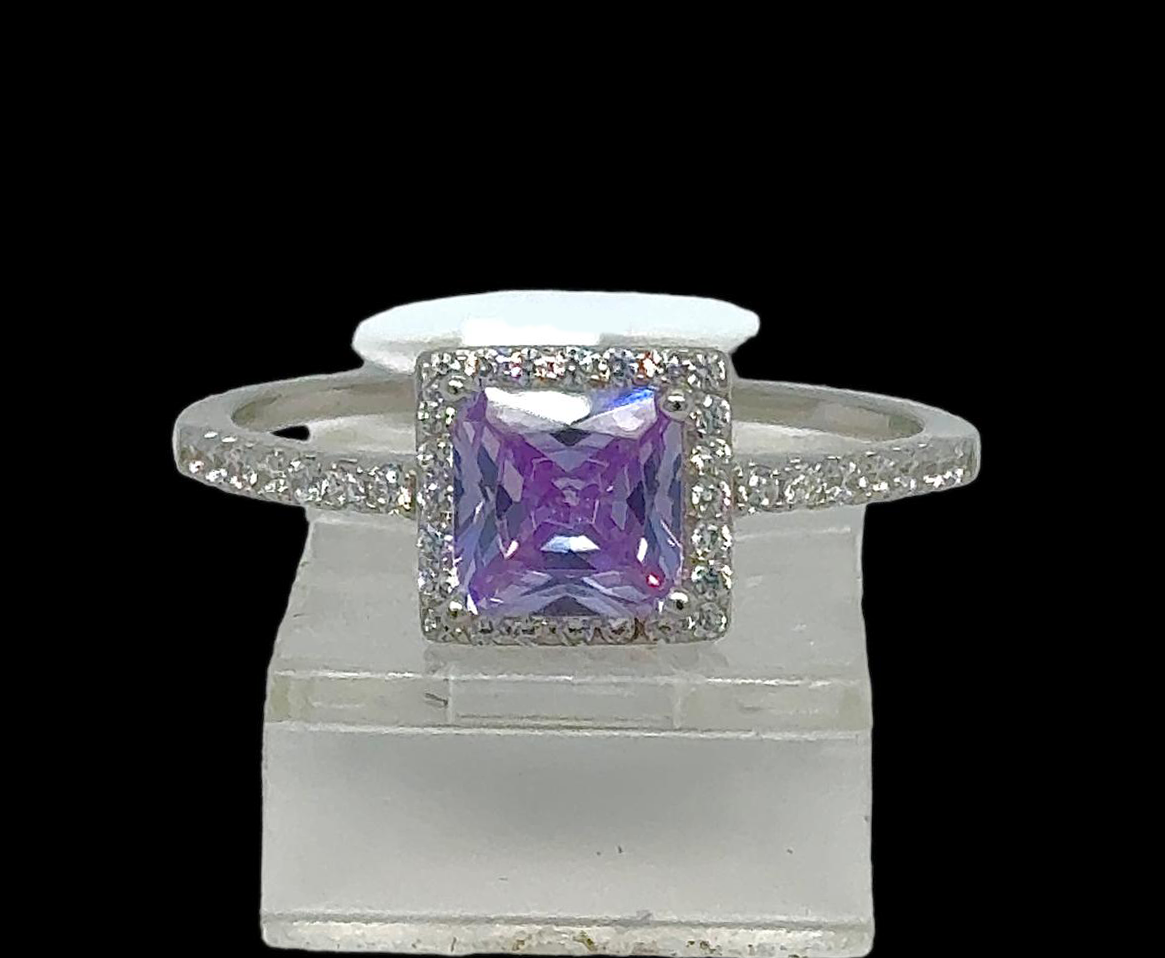 Silver Ladie Ring