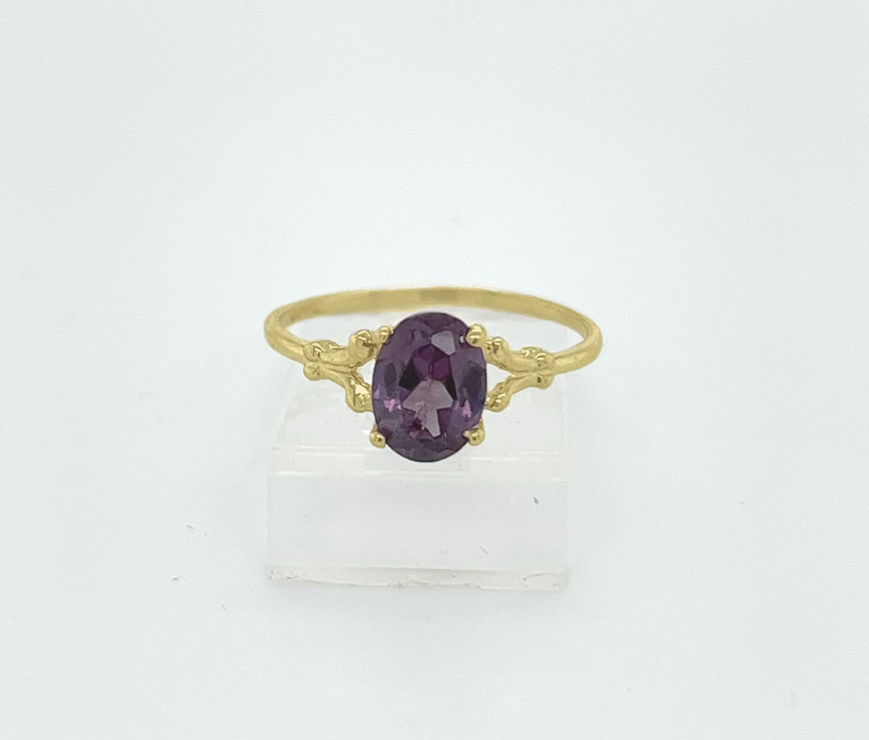 Gold Ladie Ring