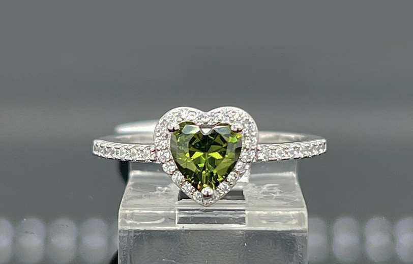 Silver Ladie Ring