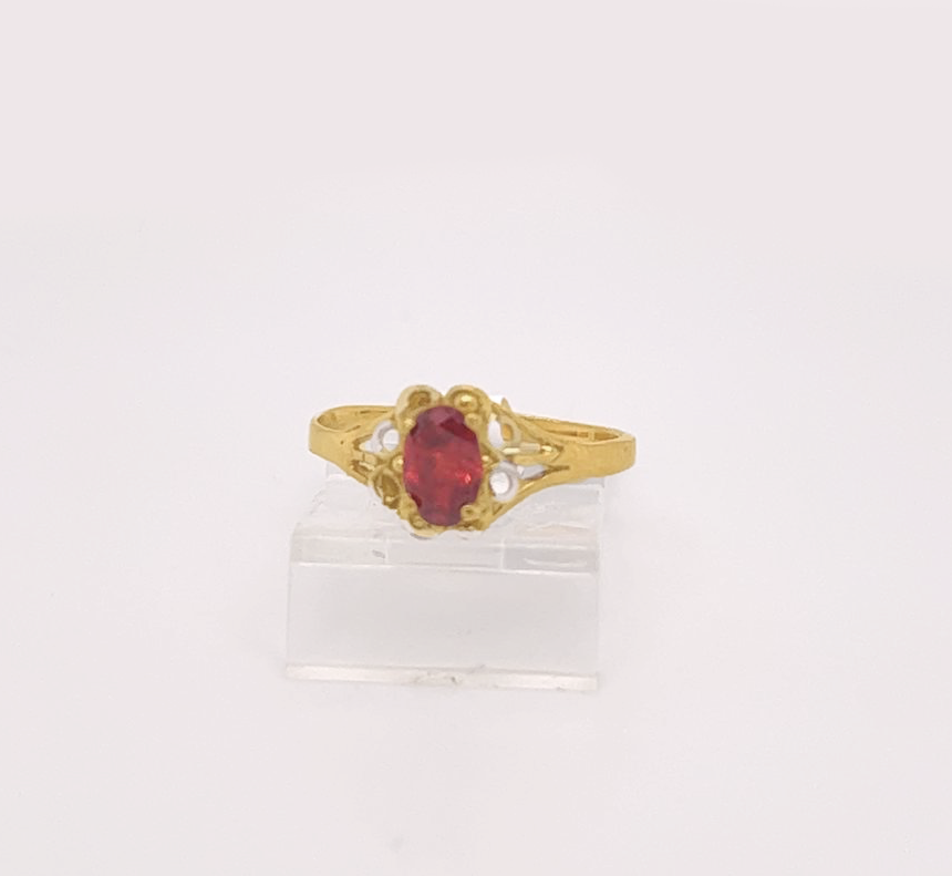 Gold Ladie Ring