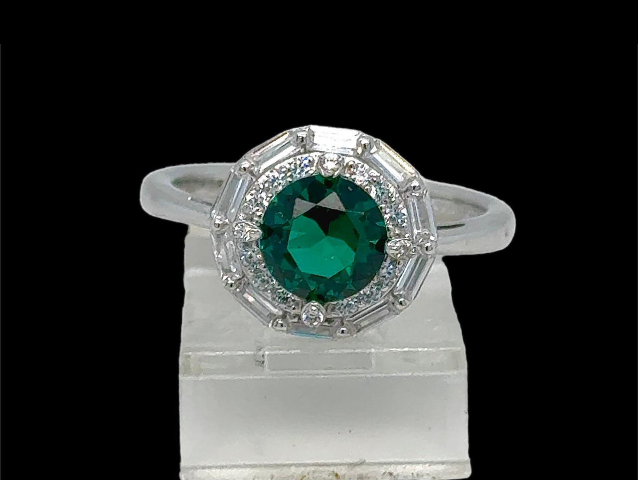 Silver Ladie Ring