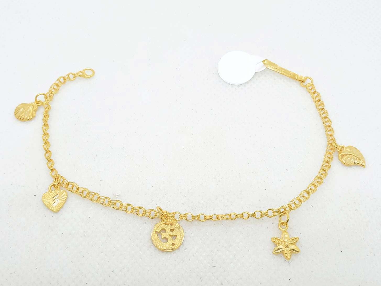 Gold Ladie Hand Band