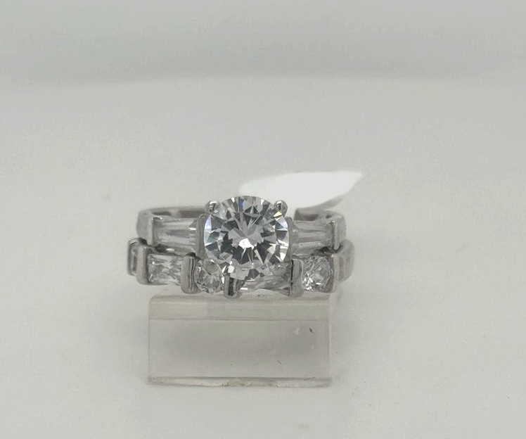 Silver Ladie Ring