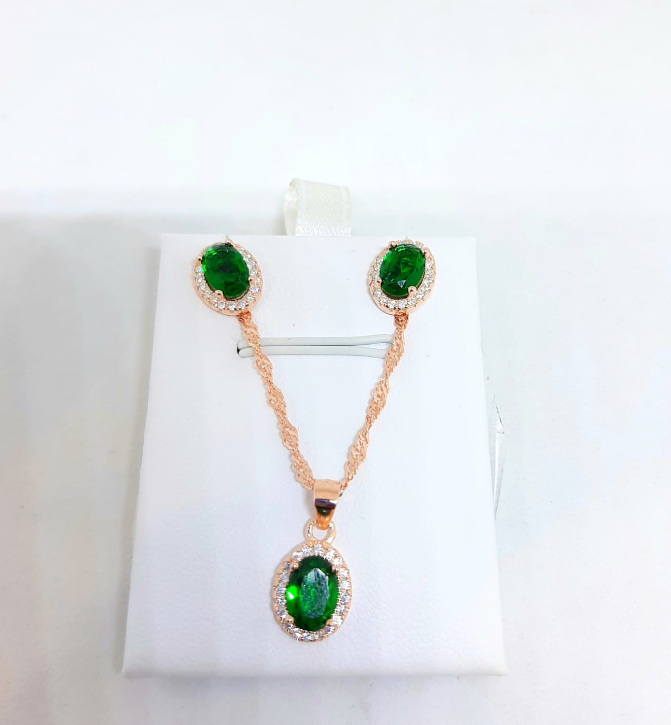 Silver Ladie Chain Set